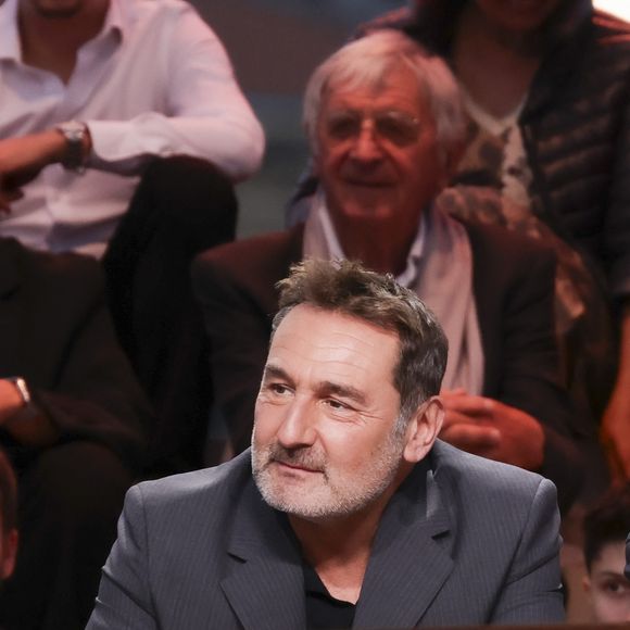 Exclusif -  Gilles Lellouche, sur le plateau de l'émission "C à vous" lors du 78ème Festival International du Film de Cannes, France, le 16 mai 2025. © Jack Tribeca/Bestimage