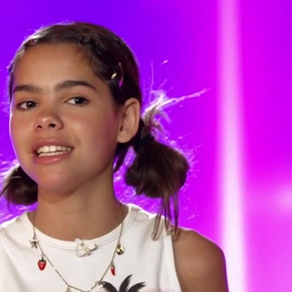 Lila Debbouze a participé à la demi-finale de "The Voice Kids" diffusée sur TF1 le samedi 26 septembre 2026. La fille de Jamel Debbouze et Mélissa Theuriau a été éliminée.