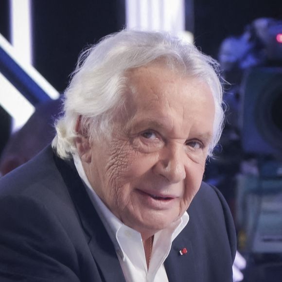 Les Sardou, c'est une grande famille d'artistes.

Exclusif - Michel Sardou sur le plateau de l'émission Touche pas à mon poste (TPMP) présentée en direct par C. Hanouna. © Jack Tribeca / Bestimage