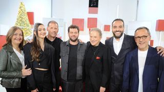 Vivement Dimanche : Michel Drucker entouré d'un célèbre chanteur et d'une ancienne ministre pour lancer 2026