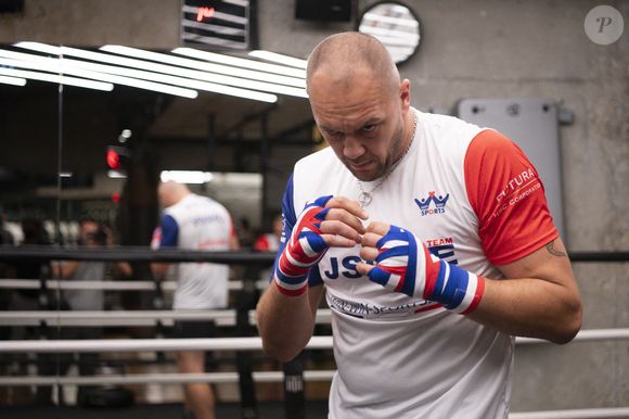 Johann Duhaupas - Entrainement de boxe au Temple Noble Art à Paris le 22 septembre 2020.
© JB Autissier / Panoramic / Bestimage