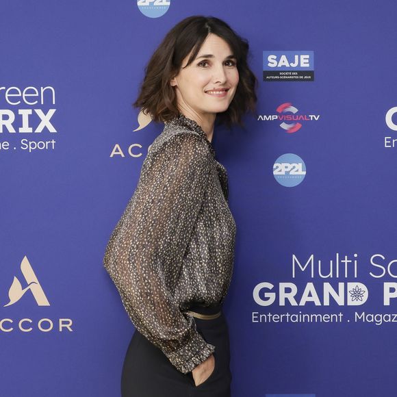 Exclusif - Eglantine Emeyé - Première édition du Multi Screen Grand Prix : une célébration inédite de la création audiovisuelle française dans le cadre prestigieux du Pullman Paris Tour Eiffel sous la présidence de S. Martin (Directeur Général de l’ARPP : l’Autorité de Régulation Professionnelle de la Publicité et également Président de La Fabrique des Formats) et animée par E. Eméyé (journaliste et présentatrice).
Cet événement a rassemblé les professionnels de l’audiovisuel autour d’une ambition commune : mettre à l’honneur l’excellence de la création française tous formats confondus. Paris le 12 juin 2025 - © Jack Tribeca / Bestimage