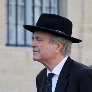 Les obsèques se sont déroulées le 13 juin 2025
Franz-Olivier Giesbert - Arrivées aux obsèques de Philippe Labro en l'église de Saint-Germain-des-Prés à Paris le 13 juin 2025. © Dominique Jacovides - Christophe Clovis / Bestimage