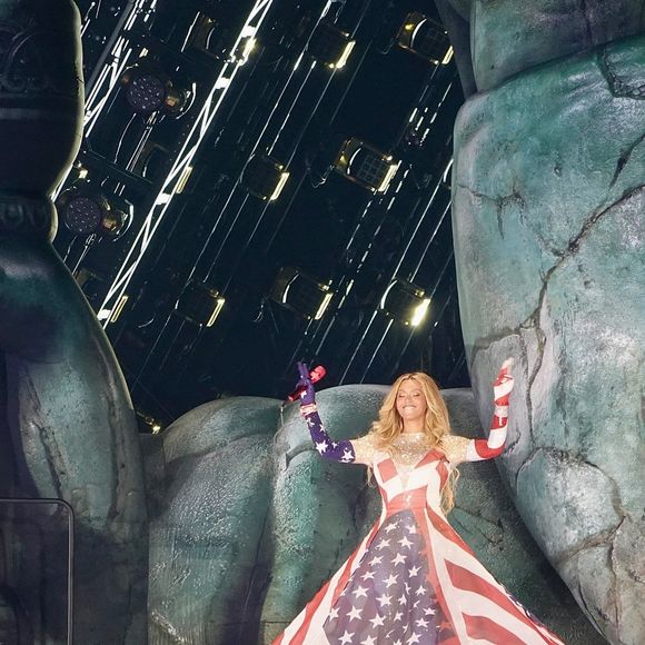 Beyonce Knowles en concert à Los Angeles dans le cadre de sa tournée "Cowboy Carter" le 28 avril 2025. Beyonce a fait monter sur scène ses filles Blue Ivy et Rumi Carter. Backgrid USA / Bestimage