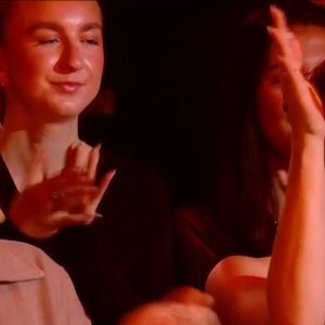 Ian Ziering et sa compagne dans Danse avec les stars, capture d'écran TF1