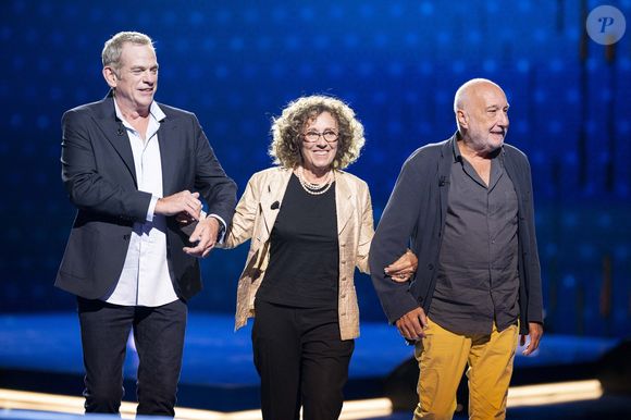 Exclusif - Garou, Mireille Dumas et François Berléand lors de l'enregistrement de l'émission "La Boîte à secrets", présentée par F.Bollaert et diffusée le 26 septembre 2025 sur France 3, dans les studios du Lendit à Saint-Denis, Seine Saint-Denis, France, le 8 septembre 2025. © Pierre Perusseau/Bestimage