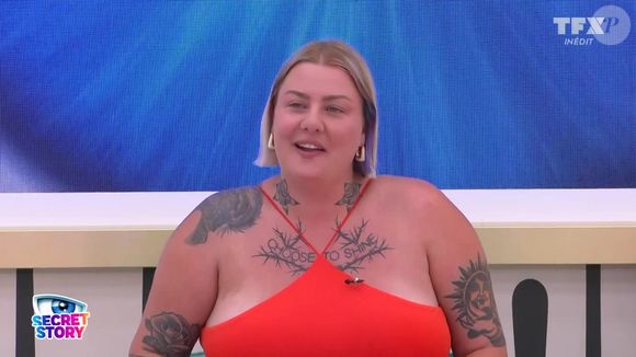 Et à sa sortie du jeu, Marianne a été surprise de l'accueil qui lui a été réservé.

Quotidienne de "Secret Story 2025", le 17 juin 2025, sur TFX