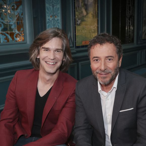 Exclusif - Amaury Vassili, Bernard Montiel - Enregistrement de l'émission "OlympiaScope", présentée par B.Montiel et diffusée le 26 avril 2025 sur Olympia TV, une chaîne du groupe Canal+ et en replay sur myCANAL. Le 29 mai 2024 
© Jack Tribeca / Bestimage