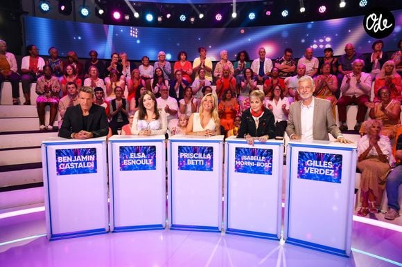 Benjamin Castaldi, Elsa Esnoult, Priscilla Betti, Isabelle Morini-Bosc, Gilles Verdez lors de l'enregistrement de l’émission "On Connait La Chanson Céline Dion", présentée par L.Boccolini et diffusée le 1er septembre sur W9, à Paris, France, le 2 juillet 2026. © Jack Tribeca/Bestimage