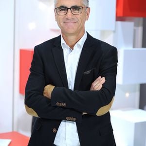 “Copains comme cochons”, écrit-il sur le cliché

Exclusif -  Laurent Jalabert - Enregistrement de l'émission "Vivement Dimanche Prochain" spécial Tour de France au studio Gabriel, à Paris, France, le 21 août 2019 . Diffusion le 25/08/2019 sur France 2. © Guillaume Gaffiot/Bestimage