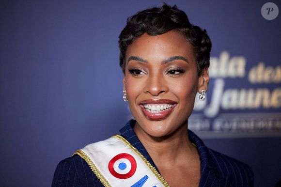 Exclusif - Angélique Angarni-Filopon, miss France 2025 au photocall du "Gala des pièces jaunes, le concert événement" à La Défense Arena à Nanterre le 23 janvier 2025. © Jacovides / Moreau / Bestimage