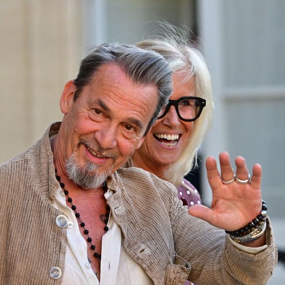 "Et il y avait ce côté-là où t’étais 'ouais ça va, ça va, t’inquiète pas, ça va aller'"

Florent Pagny, invité - Personnalités à la sortie de la cérémonie de remise de la Légion d'honneur à Jean-Paul Bigard, PDG de l'entreprise éponyme, au palais de l'Élysée à Paris le 27 mai 2026.

© Christian Liewig / Bestimage