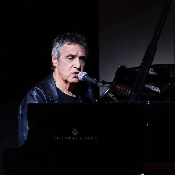 Exclusif - Julien Clerc - Soirée en hommage à Jean-Loup Dabadie à la SACEM à Neuilly-sur-Seine, le 07 avril 2025. © Christophe Clovis / Bestimage