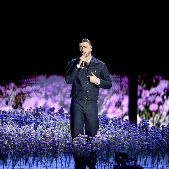Pierre Garnier se produit lors de la 41e cérémonie des Victoires de la Musique à La Seine Musicale le 13 février 2026 à Boulogne-Billancourt, France. Photo de Franck Castel /ABACAPRESS.COM