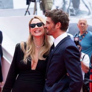 Virginie Efira et Niels Schneider - Montée des marches du film " L'inconnue" lors du 79ème Festival International du Film de Cannes, le 18 mai 2026. © Olivier Borde / Bestimage