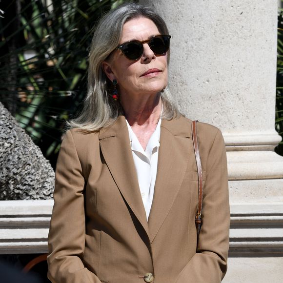 Alexandra de Hanovre a ensuite partagé plusieurs photos de cette soirée sur son compte Instagram, dévoilant les élégants looks des trois femmes.

La princesse Caroline de Hanovre découvre les travaux d'aménagements réalisés pendant 5 ans au jardin exotique de Monaco avant son ouverture au public le 30 mars.

© Bruno Bebert / Bestimage