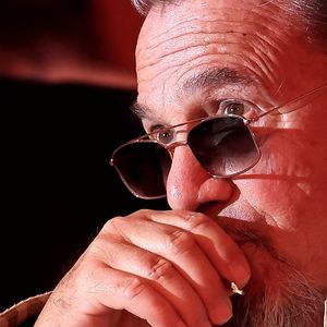 Des gélules qu'il se prescrit tout seul.

Florent Pagny - Soirée de gala "Heroes for Imagine" qui a permis de récolter dix millions d'euros au profit de la recherche contre les maladies génétiques à Paris le 23 septembre 2024.

© Dominique Jacovides / Bestimage