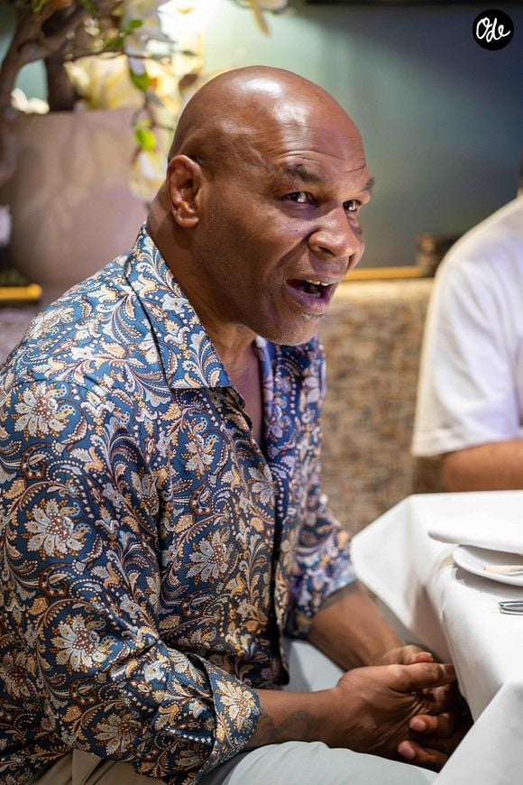 L'ancien champion évoque également des difficultés financières liées à ses biens immobiliers.

Mike Tyson passe une soirée au restaurant Bellucci lors du Mary Jane Festival à Berlin le 11 juin 2026.