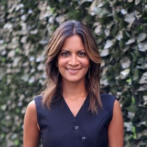 À quelques jours de fêter ses 40 ans, le 14 juin, Aurélie Casse, présentatrice de "C dans l'air" sur France 5, s'est offert une escapade romantique

Aurélie Casse - L'équipe de la nouvelle saison de l'émission "C à Vous" 
© Dominique Jacovides / Bestimage