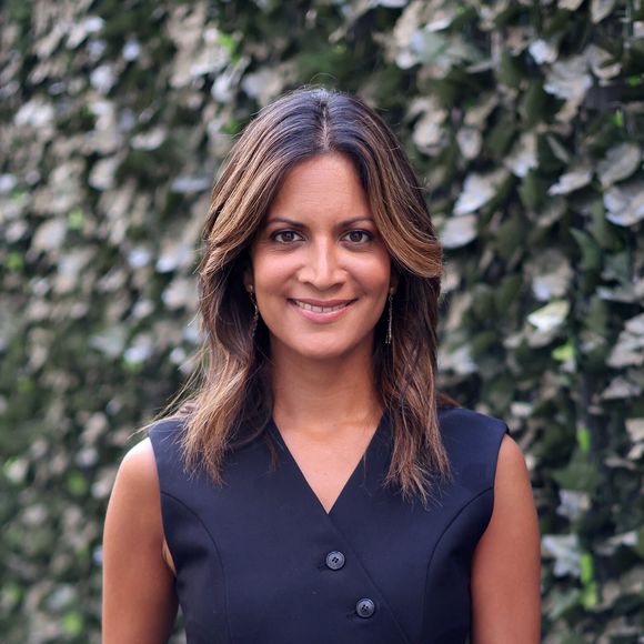 À quelques jours de fêter ses 40 ans, le 14 juin, Aurélie Casse, présentatrice de "C dans l'air" sur France 5, s'est offert une escapade romantique

Aurélie Casse - L'équipe de la nouvelle saison de l'émission "C à Vous" 
© Dominique Jacovides / Bestimage