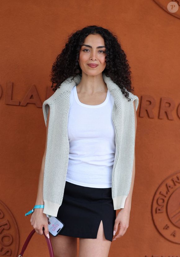 Camélia El Badia au village lors des Internationaux de France de Tennis de Roland Garros 2025. Paris, le 29 mai 2025.
© Moreau/Jacovides/Bestimage