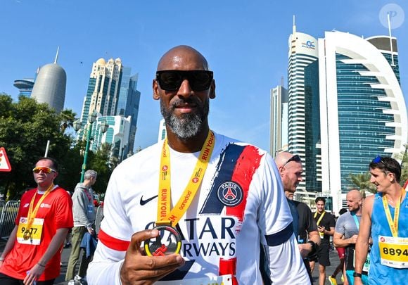 DOHA MARATHON BY OOREDOO L'ancien footballeur français Nicolas Anelka participe à la 13ème édition du marathon de Doha 2025 à Doha au Qatar le 17 janvier 2024.  

Photo : Imago/PsnewZ/Bestimage