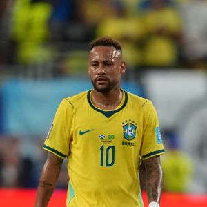 24 juin 2026, Boston, Aarhus, États-Unis : NEYMAR JR du Brésil observe le jeu lors de la Coupe du Monde de la FIFA 2026 : Écosse - Brésil. (Crédit image : © Ulrik Pedersen/ZUMA Press Wire)