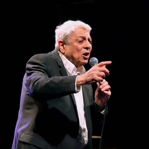 Exclusif - Enrico Macias fête son 86ème anniversaire avec son public au Théâtre Dejazet à Paris. Le 11 décembre 2024
© Bertrand Rindoff / Bestimage