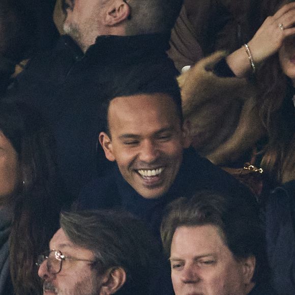 Mohamed Bouhafsi - Célébrités dans les tribunes lors du match de Ligue 1 McDonald's opposant le Paris Saint-Germain (PSG) à l'Olympique de Marseille (OM) - (3-1) au Parc des Princes à Paris le 16 mars 2025. © Cyril Moreau/Bestimage
