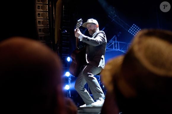 Michaël Ponton, alias Miky Biky. Sur Instagram, tous deux ont lancé un appel à l’aide après le vol de nombreux objets leur appartenant. 

Le groupe de rock français Dyonisos - Fête de l'Humanité à La Courneuve, France, le 11 septembre 2021. © Lionel Guericolas/MPP/Bestimage
