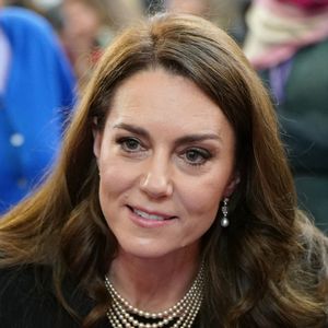 Le prince William, prince de Galles, et Catherine (Kate) Middleton, princesse de Galles, assistent à une cérémonie de commémoration des 80 ans de la libération du camp de concentration d'Auschwitz-Birkenau au Guildhall à Londres, le 26 janvier 2025 (Julien Burton / Bestimage).
