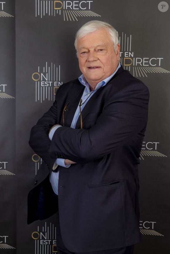 Exclusif - Fabrice (François Simon-Bessy) - Backstage de l'enregistrement de l'émission "On Est En Direct" (OEED), Spéciale 100 ans de la radio, présentée par L.Ruquier, diffusée sur France 2 le 8 mai © Jack Tribeca / Bestimage