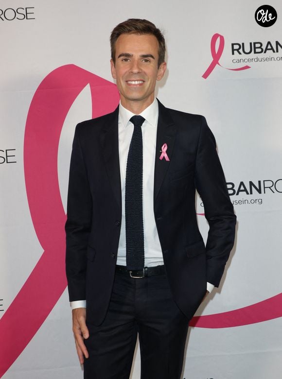 Jean-Baptiste Marteau - Lancement de la campagne Octobre Rose 2024 sur la Place Vendôme à Paris le 30 septembre 2024, autour d'un spectacle magique et émouvant, mettant en scène des femmes concernées, mis en scène par Amir pour le coup d'envoi de la campagne annuelle de lutte contre les cancers du sein. © Coadic Guirec/Bestimage