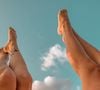 L'activité physique ciblée et l'application de soins rafraîchissant au menthol permettent de tonifier immédiatement les mollets.