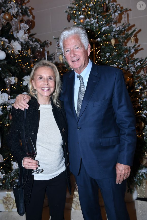 Pierre Dhostel et sa femme Carole - Personnalités au gala d'hiver de l'hôtel Peninsula Paris le 27 novembre 2025.

© Rachid Bellak / Bestimage