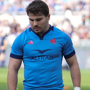 Antoine Dupont - L'équipe de France de rugby victorieuse face à l'Italie (73 - 24) lors du Tournoi des Six Nations à Rome, le 24 février 2025. 
© Laurent Lairys / PsnewZ / Bestimage