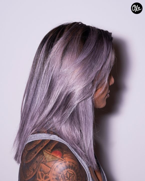 Avec le temps, les cheveux évoluent et peuvent notamment devenir plus fragiles. 

Lera Logan /Unsplash