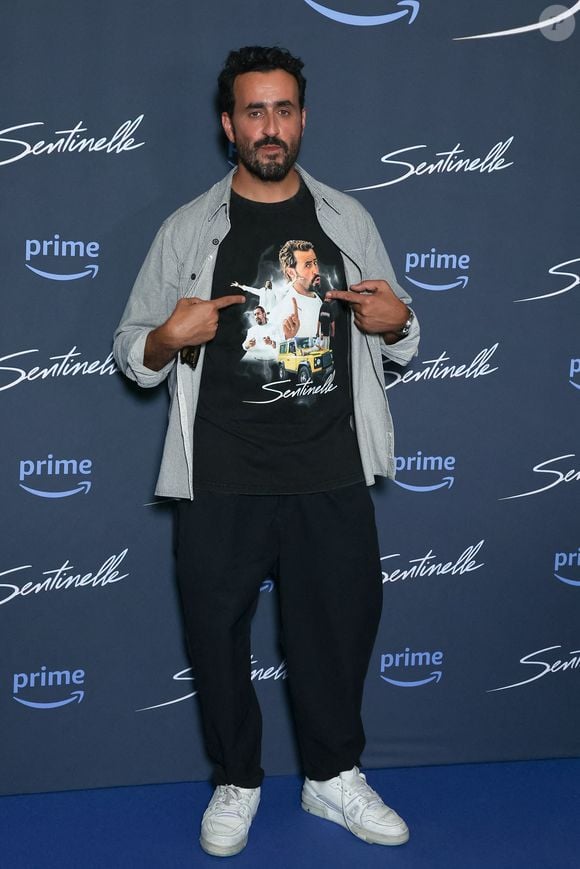 Jonathan Cohen assiste à l'avant-première du film 'Sentinelle' au cinéma Max Linder le 06 septembre 2023 à Paris, France. Photo by Nasser Berzane/ABACAPRESS.COM