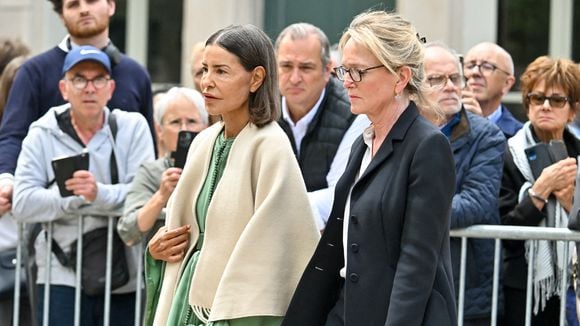 Autour de Bernadette Chirac, la princesse du Maroc et Farah Pahlavi, dernière impératrice d'Iran, réunies pour l'honorer