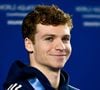 Léon Marchand a marqué les Jeux olympiques de 2024 en devenant quadruple champion olympique.

Léon Marchand sur le podium après sa victoire au 200 m quatre nages lors du 22e Championnat du monde de natation à Singapour.
Inside/Psnewz/Bestimage