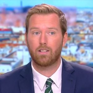 Le journaliste a révélé qu’il allait devenir papa d’une petite fille.

Thomas Bonnet, chroniqueur sur l'antenne de "CNews", a annoncé qu'il allait devenir papa. Capture d'écran CNews