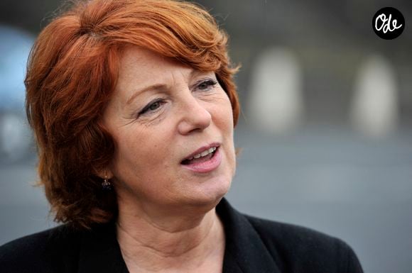 L'actrice possède une maison à Loumio, en Haute-Corse, depuis plusieurs années.

Photo d'archive datée du 7 mars 2013 - L'actrice française Véronique Genest a annoncé lors d'une conférence de presse qu'elle se présenterait aux prochaines élections pour représenter les Français d'outre-mer à l'Assemblée nationale à Paris, en France. Photo d'Édouard Bernaux/ABACAPRESS.COM