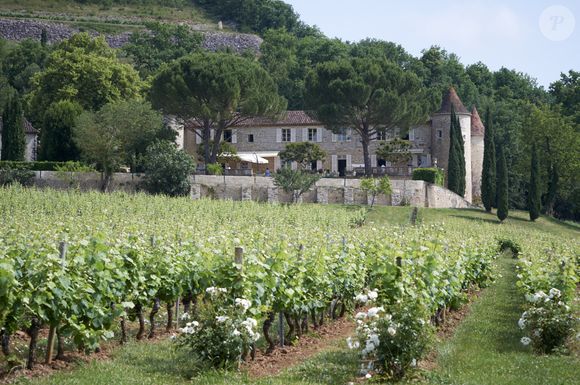 Illustration château de Cayx (Caïx)  - Le prince Henrik de Danemark fête ses 80 ans en famille au château de Cayx (Caïx)  près de  Cahors en France, le 11 juin 2014.