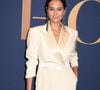 Malgré cela, leurs sentiments demeurent : "Malgré l'incapacité à communiquer, l'amour est là, notre mariage est même devenu extrêmement simple, d'une certaine manière."

Emma Heming Willis lors des WWD Honors 2024 au Cipriani South Street, à New York. © Backgrid USA / Bestimage