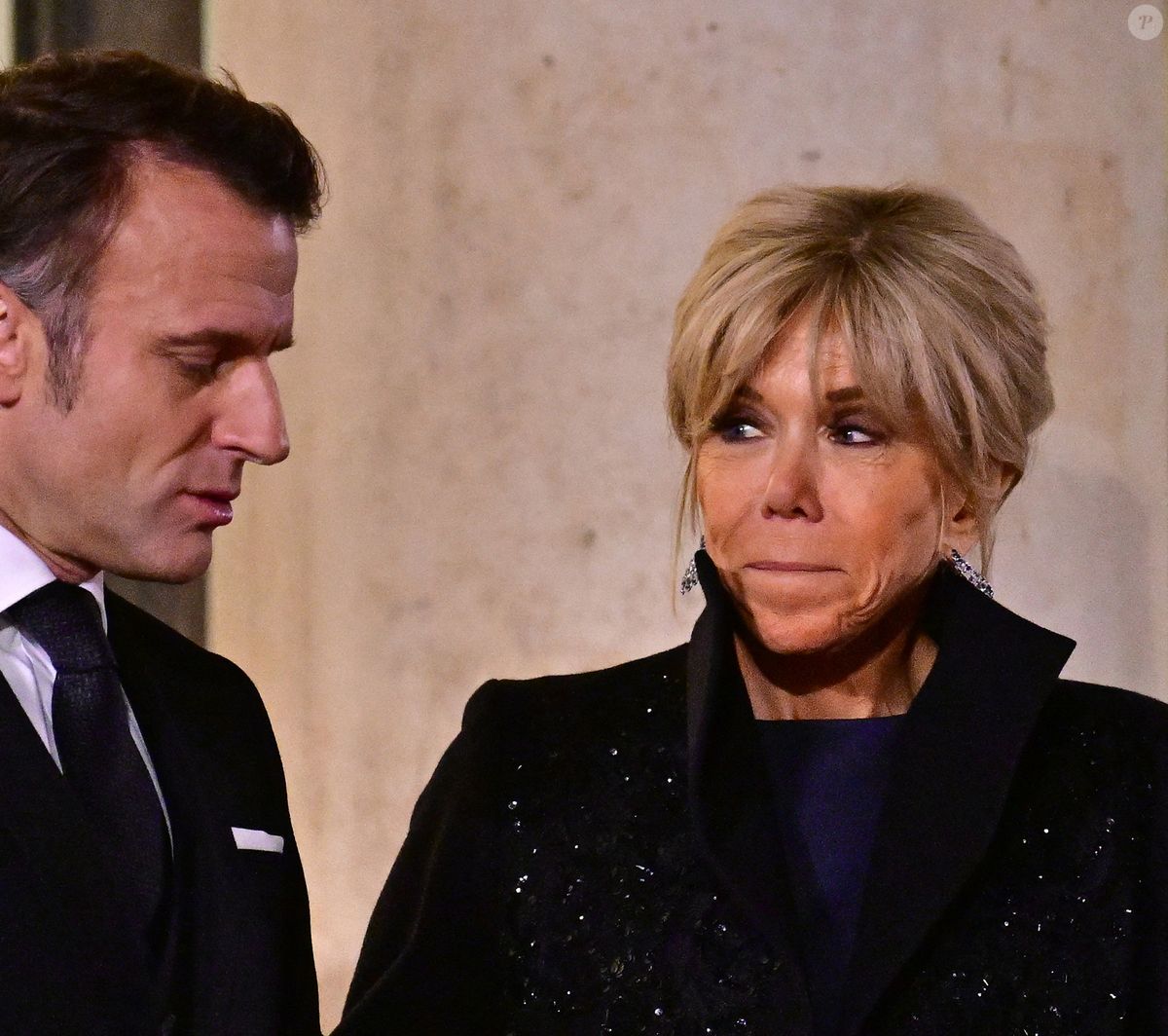 Photo : Le président Emmanuel Macron et sa femme Brigitte Macron ...
