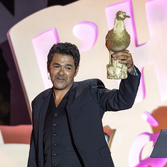 Jamel Debbouze durant l'enregistrement de la seconde soirée de "L'humour à la plage" pour la 3eme édition du festival de Juan les Pins à la pinède Gould le 27 juin 2026. 

© Jack Tribeca/Bestimage | 00761639