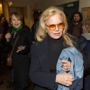 A "Gala", elle s'est confiée ce jeudi 30 avril au sujet de la belle-mère de son fils David. 

Nathalie Baye et Sylvie Vartan - Soirée en l'honneur de Danielle Darrieux lors de la projection du film "Occupe-toi d'Amélie" de Claude Autant-Lara au Max Linder Panorama à Paris le 9 avril 2018. © Pierre Perusseau/Bestimage
