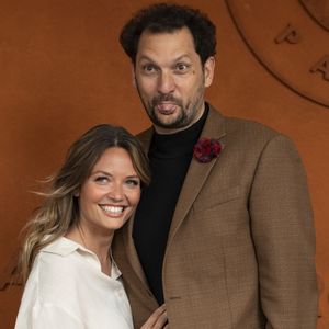 Éric Antoine et sa compagne Gennifer Demey au village lors des Internationaux de France de Tennis de Roland Garros 2025, à Paris, France, le 7 juin 2025. © Cyril Moreau/Bestimage