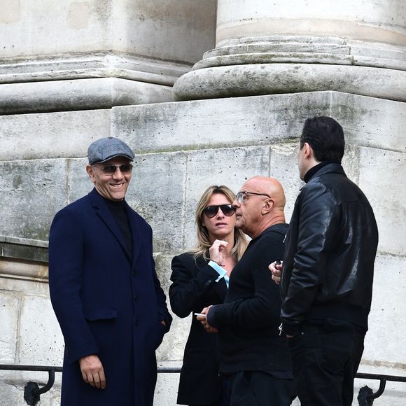 Exclusif - Sarah Poniatowski (Lavoine) et son compagnon Roschdy Zem, Jean-Baptiste Mondino - Hommage à la chanteuse Dani en l'église Saint-Roch à Paris le 1er octobre 2022.