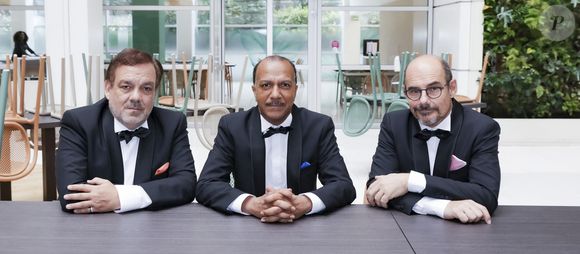 Exclusif - Les Inconnus (Didier Bourdon, Pascal Legitimus, Bernard Campan) - Jour 10 - Tournage du fil conducteur de l'émission "Tous Inconnus" dans la Tour TF1 à Paris. Ils tentent d'être connus mais ce sont Les Inconnus. Le 17 octobre 2022
© Jack Tribeca / Bestimage